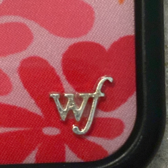 Wildflowers Trixie Mattel iPhone 11 Case - Picture 3 of 3